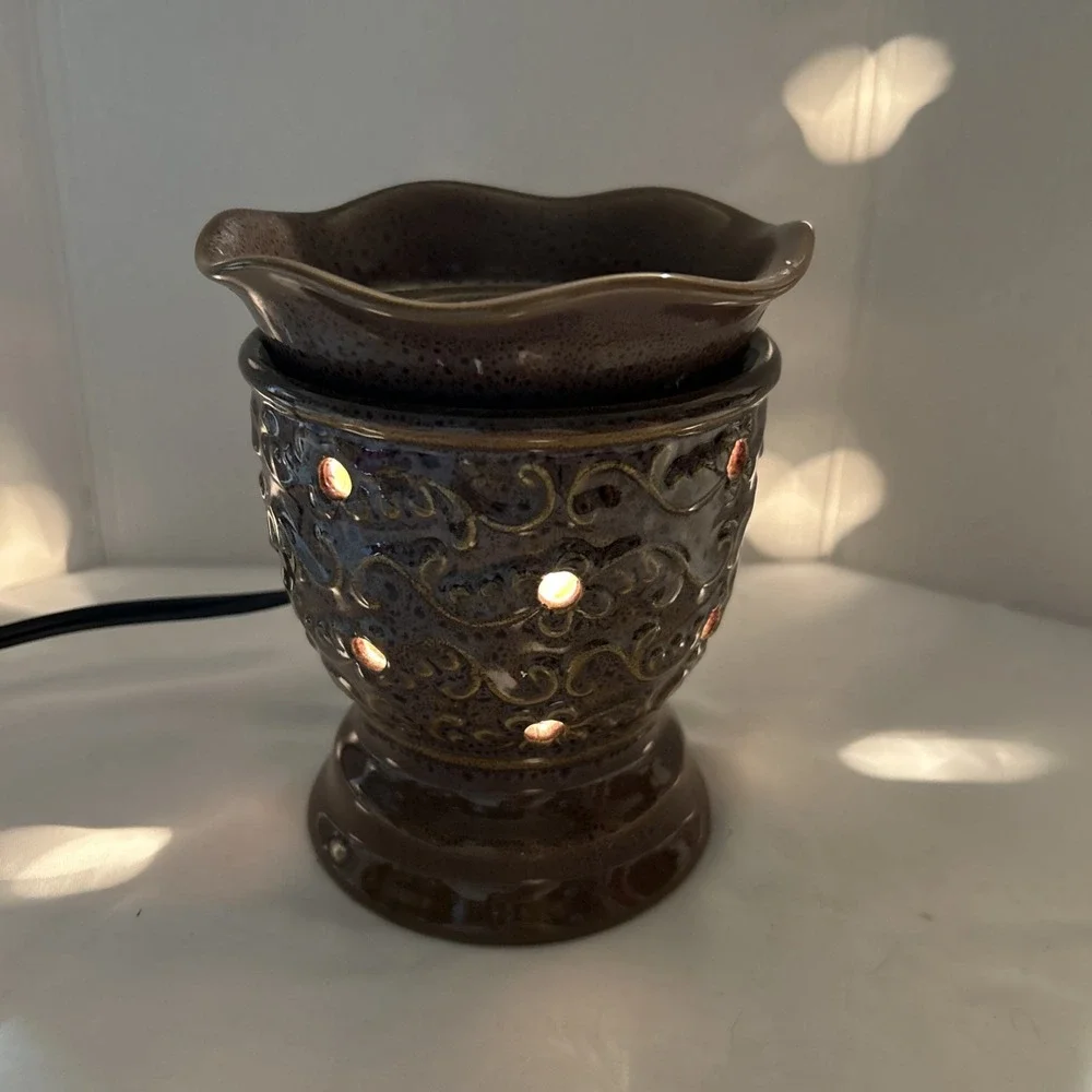 Scentsy elevate aroma